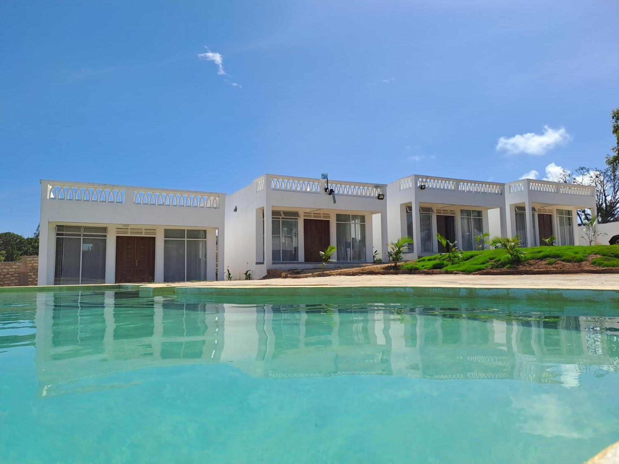Cave Diani Holiday Apartments 迪亚尼海滩 外观 照片